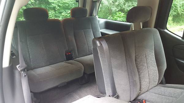 2005 GMC ENVOY XL (3rd Row Seats) for sale in Warsaw, IN – photo 4