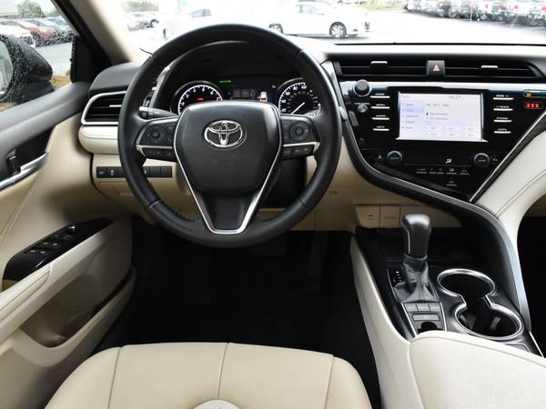 2018 Toyota Camry XLE - cars & trucks - by dealer - vehicle... for sale in Spartanburg, SC – photo 5