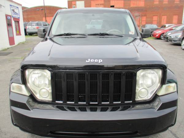 2008 Jeep Liberty Sport Hot Deal/Cold AC & Clean Title - cars & for sale in Roanoke, VA – photo 2