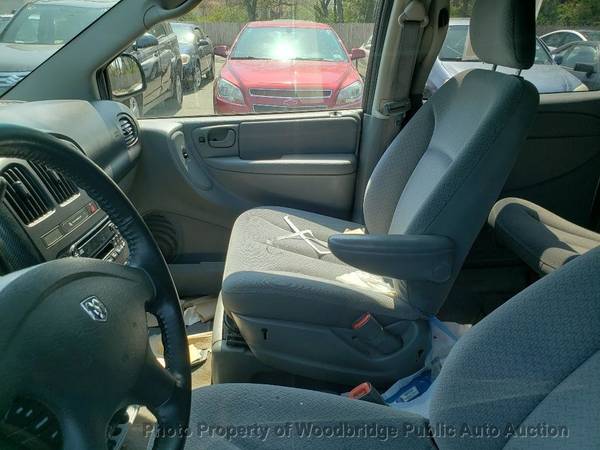 2006 Dodge Grand Caravan 4dr SXT Silver - - by for sale in Woodbridge, District Of Columbia – photo 7