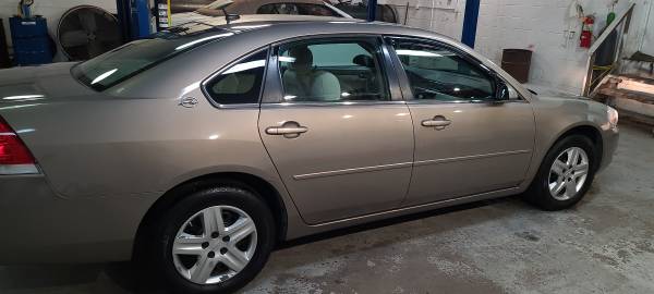 2007 Chevy Impala - cars & trucks - by dealer - vehicle automotive... for sale in Lansing, MI – photo 8