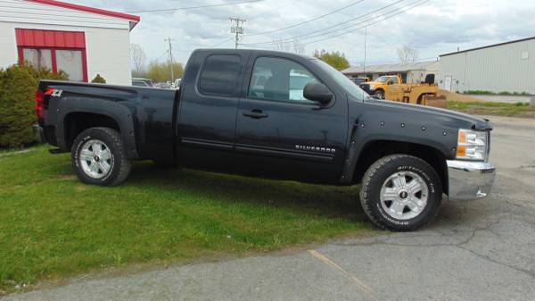 2012 Chevy Silverado Extra Cab Z-71 4x4 - - by dealer for sale in Watertown, NY – photo 3