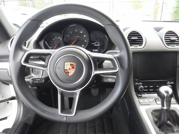 2017 Porsche 718 Cayman 15K MILES ONLY 6 SPEED MANUAL WITH APPLE for sale in Sacramento , CA – photo 12