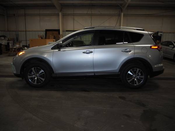 2018 Toyota RAV4 XLE - - by dealer - vehicle for sale in Asheboro, NC – photo 14
