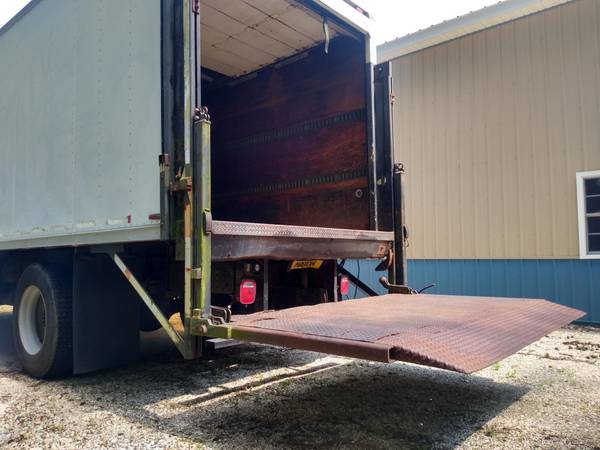 1998 CHEVY C6500 WITH 3000 LB MAXON LIFTGATE - cars & trucks - by... for sale in Greenwood, DE – photo 12