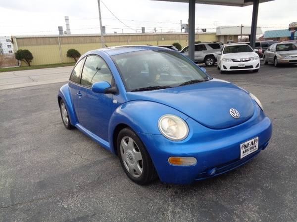 2001 Volkswagen New Beetle 2dr Cpe GLS Auto - - by for sale in Marion, IA – photo 14