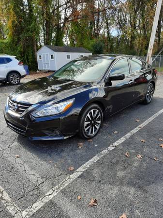 2018 Nissan Altima SV - cars & trucks - by owner - vehicle... for sale in Charlotte, NC