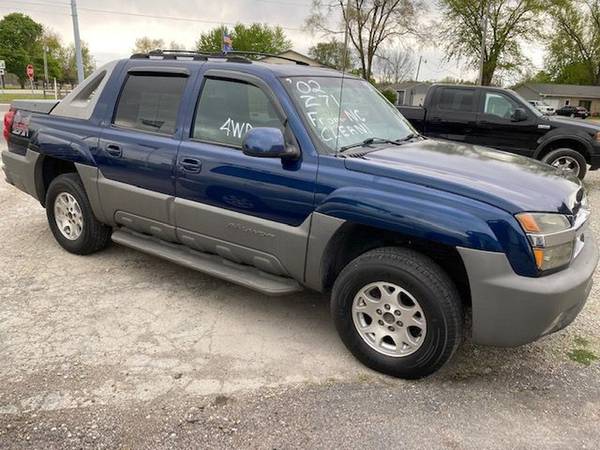 2002 CHEVROLET AVALANCHE 1500 - - by dealer - vehicle for sale in Fortville, IN – photo 8