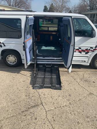 99 Ford StarCraft Handicap Van for sale in Wheeling, IL – photo 10