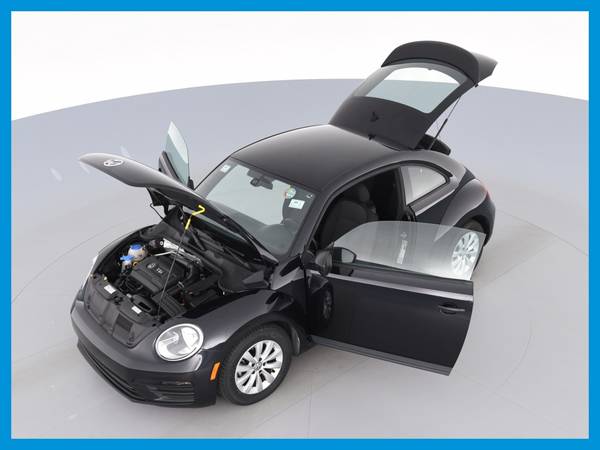 2017 VW Volkswagen Beetle 1 8T S Hatchback 2D hatchback Black for sale in Montebello, CA – photo 15