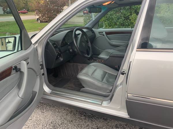 2000 Mercedes-Benz C230 Kompressor Fully loaded Rust free Runs Great! for sale in Fort Wayne, IN – photo 8