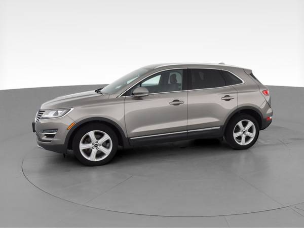 2017 Lincoln MKC Premiere Sport Utility 4D suv Gray - FINANCE ONLINE... for sale in West Palm Beach, FL – photo 4