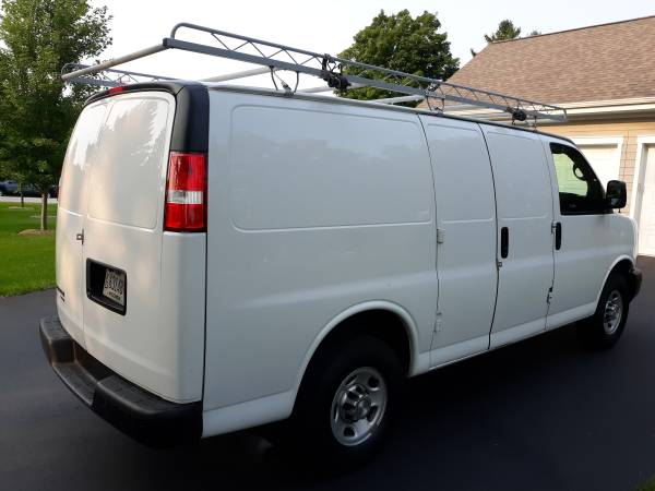 2014 CARGO VAN 2500 POWER WINDOWS,LOCKS,CRUISE ALL RECORDS - cars &... for sale in Ixonia, WI