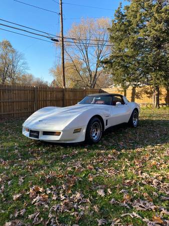 RARE 1982 CORVETTE - cars & trucks - by owner - vehicle automotive... for sale in Fort Wayne, IL – photo 2