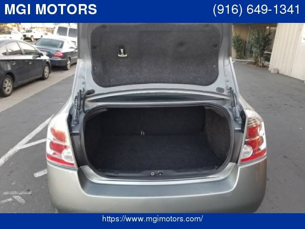 2010 Nissan Sentra 4dr Sdn I4 CVT 2.0 SR with Steering wheel mounted... for sale in Sacramento , CA – photo 9