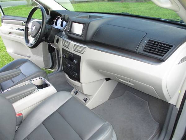 2009 VW Routan SEL Mini Van 40K Low Miles 1-Owner Clean Title DVD Cam for sale in Fort Lauderdale, FL – photo 17