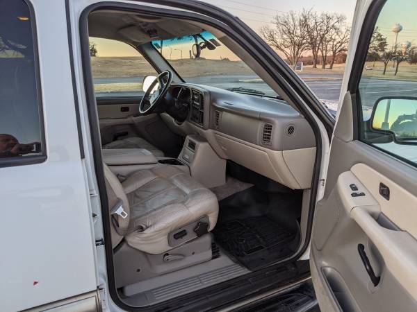 2000 Chevy Suburban 1500 - cars & trucks - by owner - vehicle... for sale in Edmond, OK – photo 9