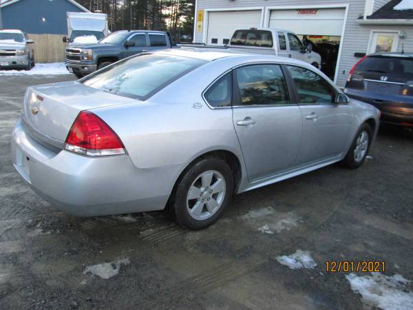 2009 Chevrolet Impala LT - - by dealer - vehicle for sale in Old Town, ME – photo 3