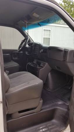 03 Chevy Express for sale in Beecher, IL – photo 4