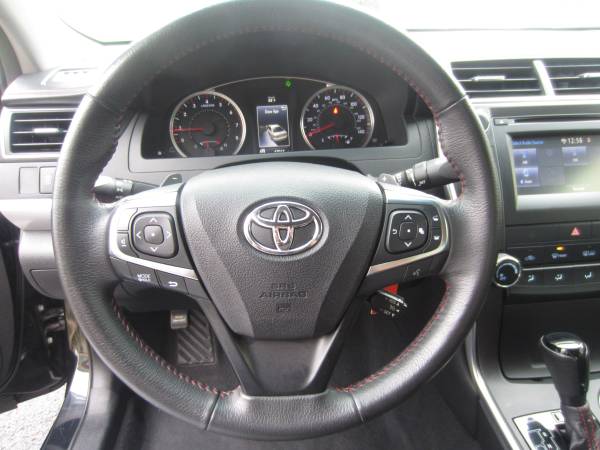 2017 Toyota Camry SE 4Dr Sedan 46900 Miles for sale in East Dundee, IL – photo 15