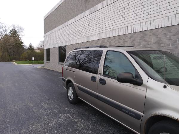 2003 Chevy Venture 3 Rows - cars & trucks - by dealer - vehicle... for sale in Villa Park, IL – photo 2