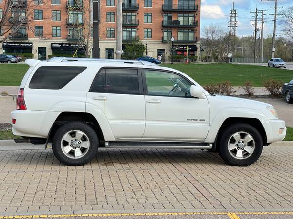 2003 Toyota 4Runner Limited V8 4WD - - by dealer for sale in Aurora, IL – photo 3