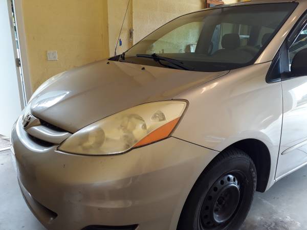 2006 Toyota Sienna for Sale - cars & trucks - by owner - vehicle... for sale in Punta Gorda, FL – photo 2