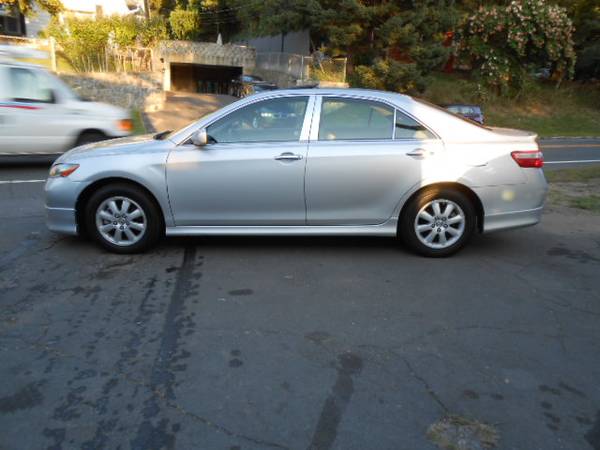 2007 Toyota Camry SE Automatic 4Cyl Moonroof 120k Miles - cars &... for sale in Seymour, CT – photo 2
