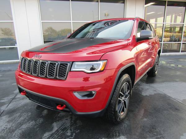 2018 Jeep Grand Cherokee Trailhawk 4x4 - - by for sale in Council Bluffs, NE – photo 3
