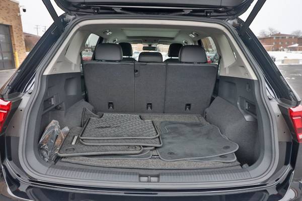 2019 Volkswagen Tiguan 2 0T SEL 4MOTION Deep B for sale in Oak Forest, IL – photo 12