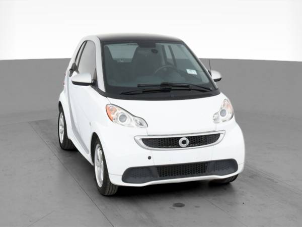 2013 smart fortwo Pure Hatchback Coupe 2D coupe White - FINANCE... for sale in Atlanta, AZ – photo 16