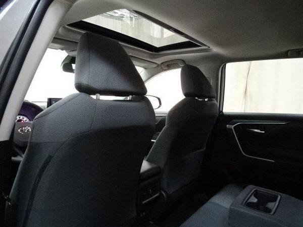 2019 Toyota RAV4 SUV XLE AWD Moonroof - Magnetic Gray for sale in Park Ridge, IL – photo 20