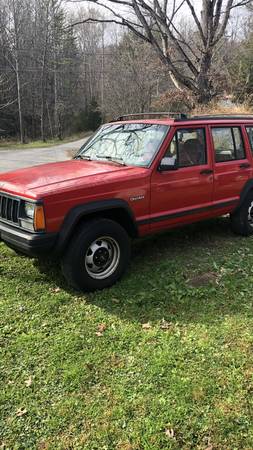 *1996 Jeep Cherokee* - cars & trucks - by owner - vehicle automotive... for sale in Roanoke, VA – photo 3