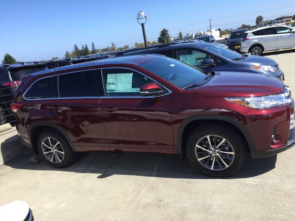 NEW 2019 TOYOTA HIGHLANDER XLE AWD (ROUGE MICA/ALMOND) LEASE 4988 DOWN for sale in Burlingame, CA – photo 2