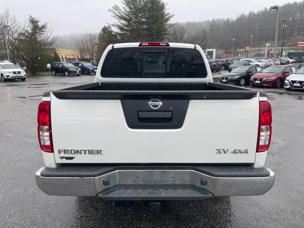 2016 Nissan Frontier SV Crew Cab for sale in BERLIN, VT – photo 6