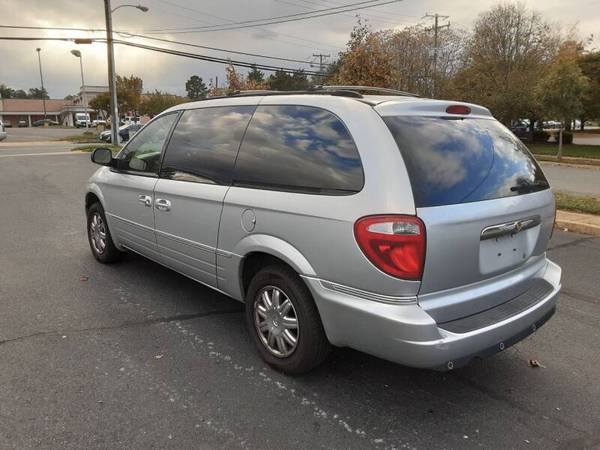 2007 CHRYSLER TOWN AND COUNTRY LIMITED - cars & trucks - by dealer -... for sale in Fredericksburg, VA – photo 6