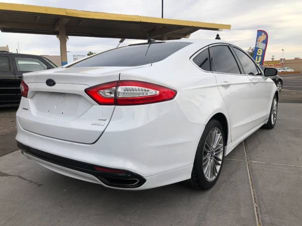2013 *Ford* *Fusion* *4dr Sedan SE FWD* White - cars & trucks - by... for sale in Scottsdale, AZ – photo 4