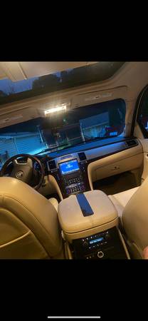 2008 Cadillac Escalade for sale in Other, CT – photo 9