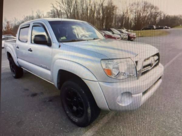 2009 Toyota Tacoma V6 4x4 4dr Double Cab 5 0 ft SB 5A pickup Silver for sale in Hudson, NY – photo 5
