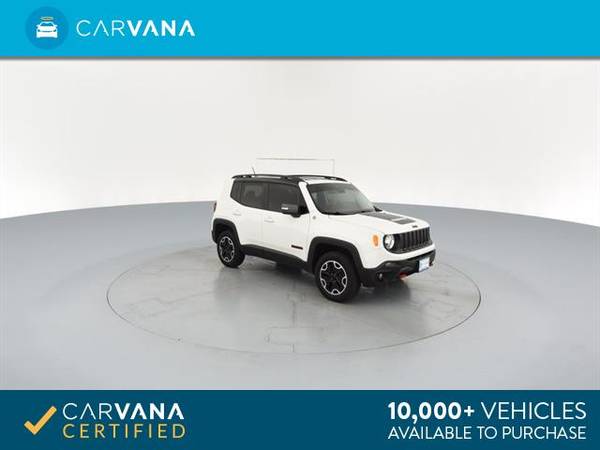 2017 Jeep Renegade Trailhawk Sport Utility 4D suv White - FINANCE for sale in Indianapolis, IN – photo 9