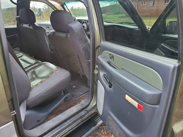 2002 Chevrolet Avalanche North Face Edition - cars & trucks - by... for sale in Valdese, NC – photo 8