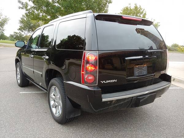 2013 GMC YUKON DENALI 3RD ROW! LEATHER! NAV! DVD! 1 OWNER! MUST SEE! for sale in Norman, TX – photo 4