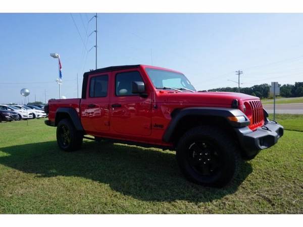 2020 Jeep Gladiator Sport S - cars & trucks - by dealer - vehicle... for sale in Brownsville, TN – photo 3