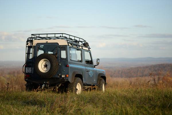 1991 Land Rover Defender 90 - cars & trucks - by dealer - vehicle... for sale in Marshall, District Of Columbia – photo 3