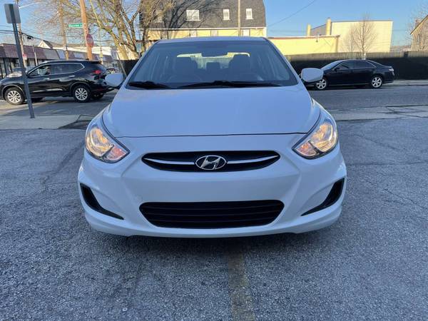 2017 Hyundai Accent SE White/Gray Just 69K Miles Clean Title No for sale in Baldwin, NY – photo 2