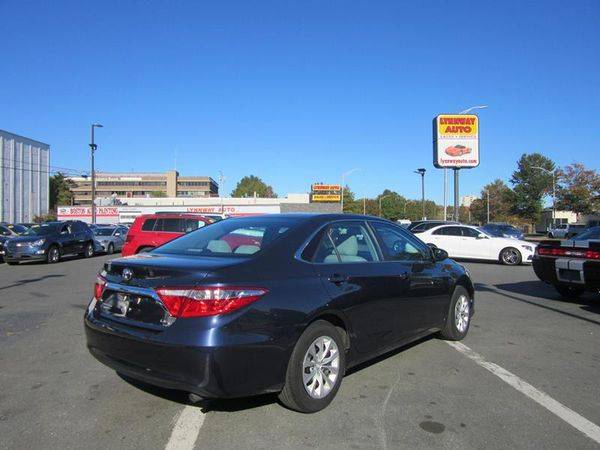 2017 Toyota Camry XLE AUTOMATIC (NATL) for sale in Lynn, MA – photo 5