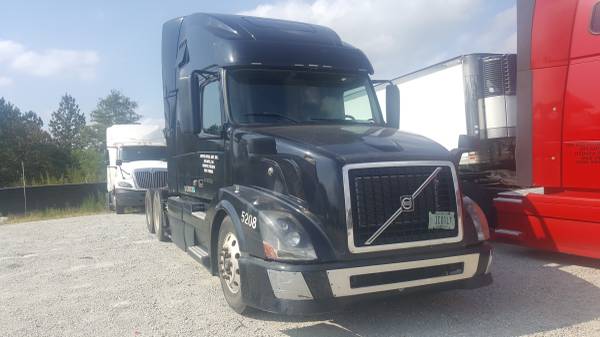 2009 VOLVO TRUCK VNL 670 WITH CUMMINS ISX ENGINE !! for sale in Lithonia, GA – photo 3