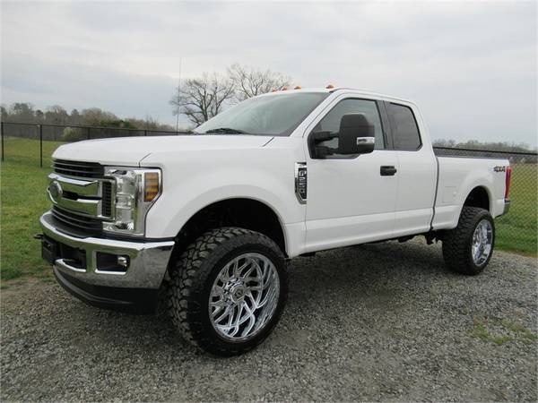 2018 FORD F250 SUPER DUTY XLT, White APPLY ONLINE for sale in Summerfield, TN – photo 16