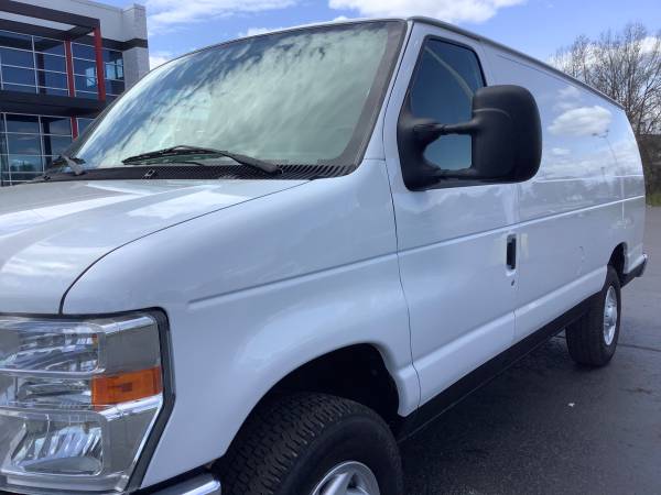 Clean Carfax! 2014 Ford E-250! Dependable! - - by for sale in Ortonville, OH – photo 10