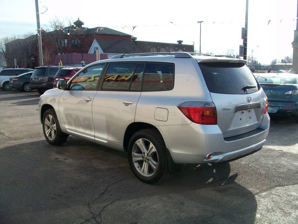 2008 Toyota Highlander 4wd - Bad Credit/No Credit Financing... for sale in Buffalo, NY – photo 4
